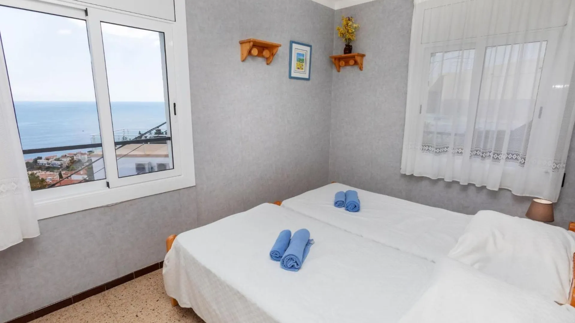 Apartment Gaviotas D'Amunt By Interhome Llanca