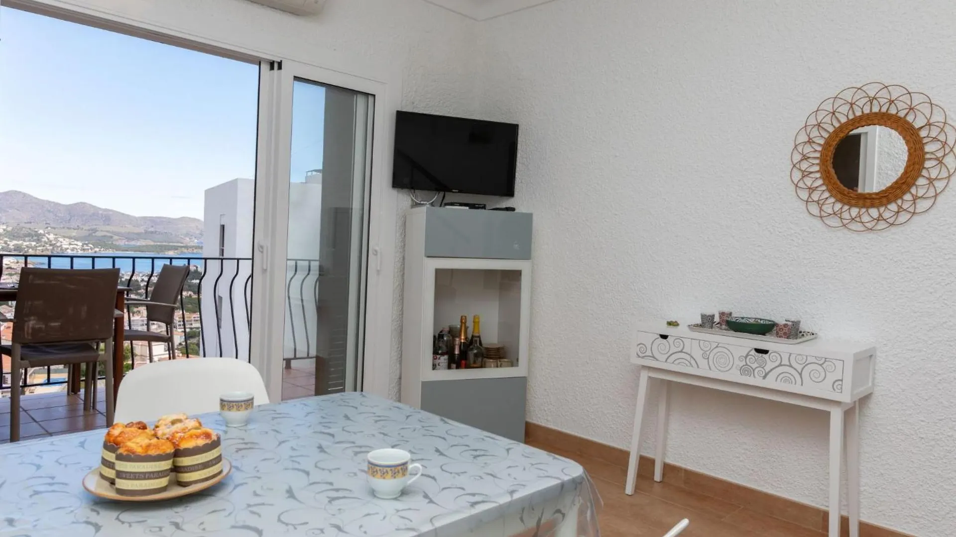 Apartment Gaviotas D'Amunt By Interhome Llanca